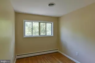 1206 Beechwood Dr, Frederick, MD 21701 - Photo 15