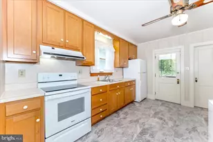 17124 Sabillasville Rd, Sabillasville, MD 21780 - Photo 11