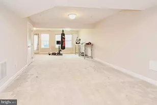 9610 Atterbury Ln, Frederick, MD 21704 - Photo 13