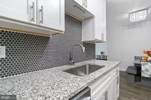 5806 Shadbush Ct, Frederick, MD 21703 - Photo 7