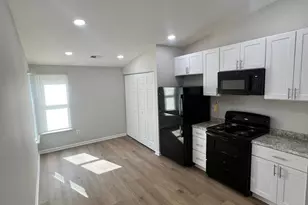 830 Chadwick Cir, Frederick, MD 21701 - Photo 9