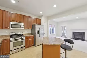 9646 Atterbury Ln, Frederick, MD 21704 - Photo 11