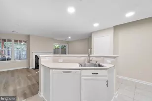 111 Cavenrock Ct, Frederick, MD 21702 - Photo 11