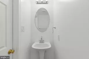 111 Cavenrock Ct, Frederick, MD 21702 - Photo 7