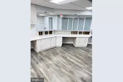 198 Thomas Johnson Drive #207, Frederick, MD 21701 - Photo 5