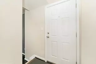 5880 Imperial Dr, Frederick, MD 21703 - Photo 9