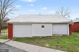 10301 McKinstry Mill Rd, New Windsor, MD 21776 - Photo 25