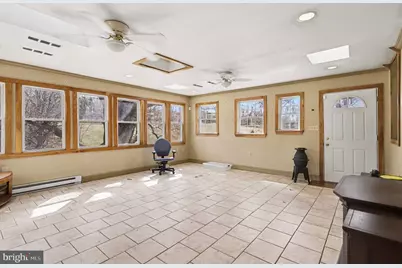 10301 McKinstry Mill Road, New Windsor, MD 21776 - Photo 9