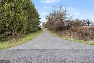 10301 McKinstry Mill Rd, New Windsor, MD 21776 - Photo 31