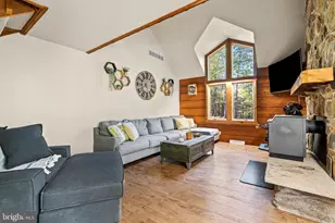 23823 Peaceful Rdg Rd, Smithsburg, MD 21783 - Photo 5