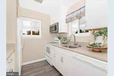 10279 White Pelican Way #101A, New Market, MD 21774 - Photo 7