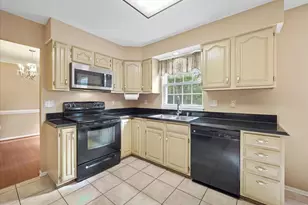 1416 Crescent Spot Ln, Frederick, MD 21703 - Photo 9