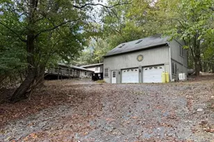 8629 Indian Springs Rd, Frederick, MD 21702 - Photo 1