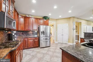 3908 Shawfield Ln, Frederick, MD 21704 - Photo 11