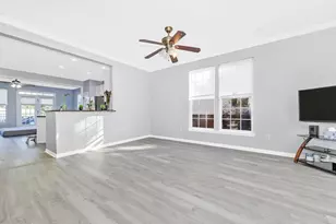 3818 Sugarloaf Pkwy, Frederick, MD 21704 - Photo 3