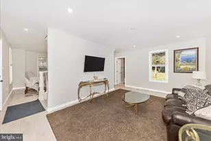 6216 Manor Woods Rd, Frederick, MD 21703 - Photo 11