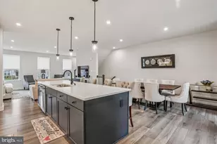 5912 Garden Walk Dr, Frederick, MD 21703 - Photo 7