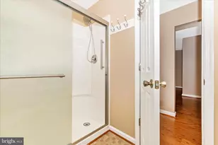 6905 Chokeberry Ct, Frederick, MD 21703 - Photo 27