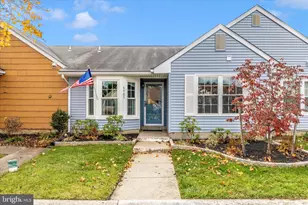 6905 Chokeberry Ct, Frederick, MD 21703 - Photo 3