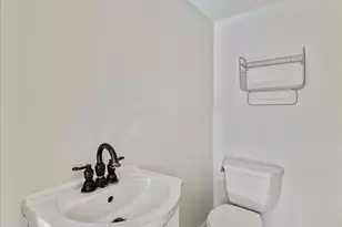 17 W 3rd St, Frederick, MD 21701 - Photo 5