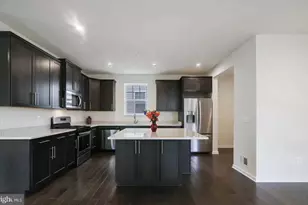 1113 Saxton Dr, Frederick, MD 21702 - Photo 9