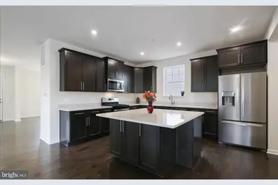 1113 Saxton Drive, Frederick, MD 21702 - Photo 7