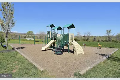 1113 Saxton Drive, Frederick, MD 21702 - Photo 17