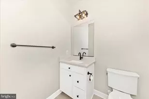 413 Bucklebury Ln, Frederick, MD 21702 - Photo 33