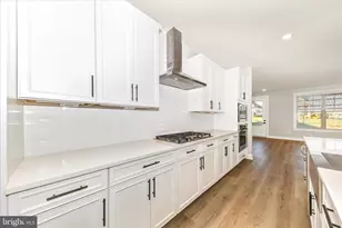 413 Bucklebury Ln, Frederick, MD 21702 - Photo 13