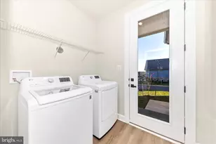 413 Bucklebury Ln, Frederick, MD 21702 - Photo 35