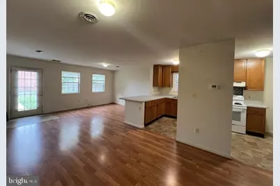 309 E 3rd Street #B, Frederick, MD 21701 - Photo 5