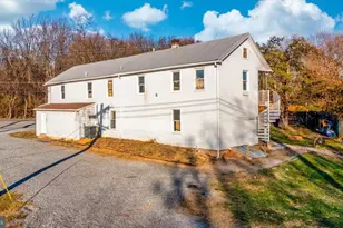 8624 Yellow Springs Rd, Frederick, MD 21702 - Photo 3