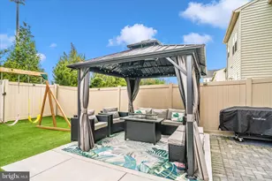 6017 Etterbeek St, Ijamsville, MD 21754 - Photo 49