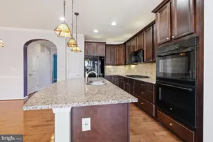 3046 Palatine Dr, Frederick, MD 21701 - Photo 9