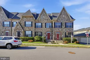 3046 Palatine Dr, Frederick, MD 21701 - Photo 1