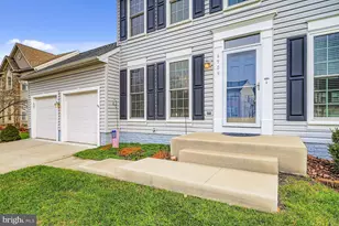 6909 Baron Ct, Frederick, MD 21703 - Photo 3