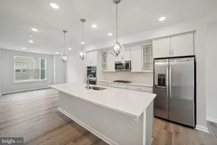 2513 Gatwick Ln, Frederick, MD 21701 - Photo 3