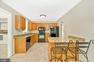 2181 E Greenleaf Dr, Frederick, MD 21702 - Photo 13