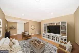 2181 E Greenleaf Dr, Frederick, MD 21702 - Photo 7