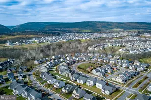 1115 Long Farm Cir, Brunswick, MD 21716 - Photo 45