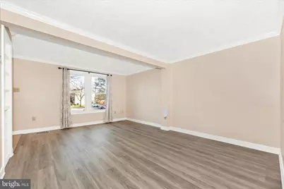 7167 Glenmeadow Court, Frederick, MD 21703 - Photo 3