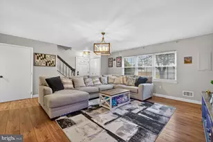 6846 Carnation Cir, Frederick, MD 21703 - Photo 9