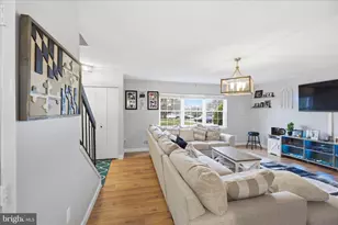 6846 Carnation Cir, Frederick, MD 21703 - Photo 5