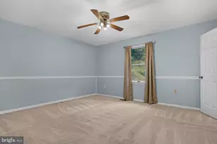 1213 Oak View Dr, Mount Airy, MD 21771 - Photo 17