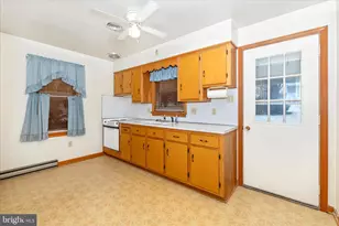 215 Broad St, Middletown, MD 21769 - Photo 31