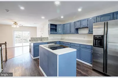 42 Victoria Square, Frederick, MD 21702 - Photo 3