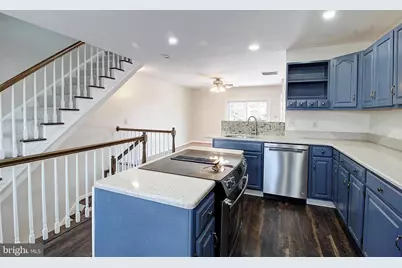 42 Victoria Square, Frederick, MD 21702 - Photo 5