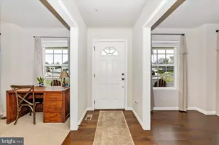 6806 Hawes Ct, Frederick, MD 21702 - Photo 3