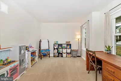 6806 Hawes Court, Frederick, MD 21702 - Photo 7