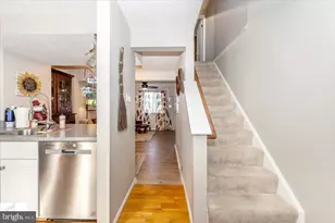 6813 Farmbrook Ct, Frederick, MD 21703 - Photo 19